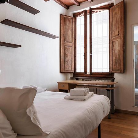 Santa Maria Novella Elegant Apartment Florence Exterior photo